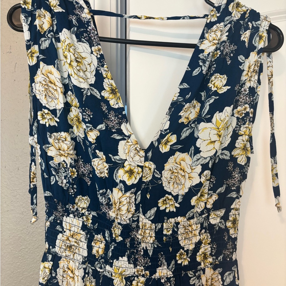 NWT Live to be Spoiled Floral Maxi Dress with Tie Straps - Picture 7 of 8